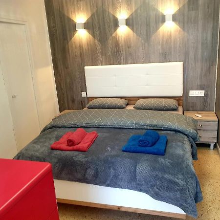 Estrella Home Салоу Екстер'єр фото