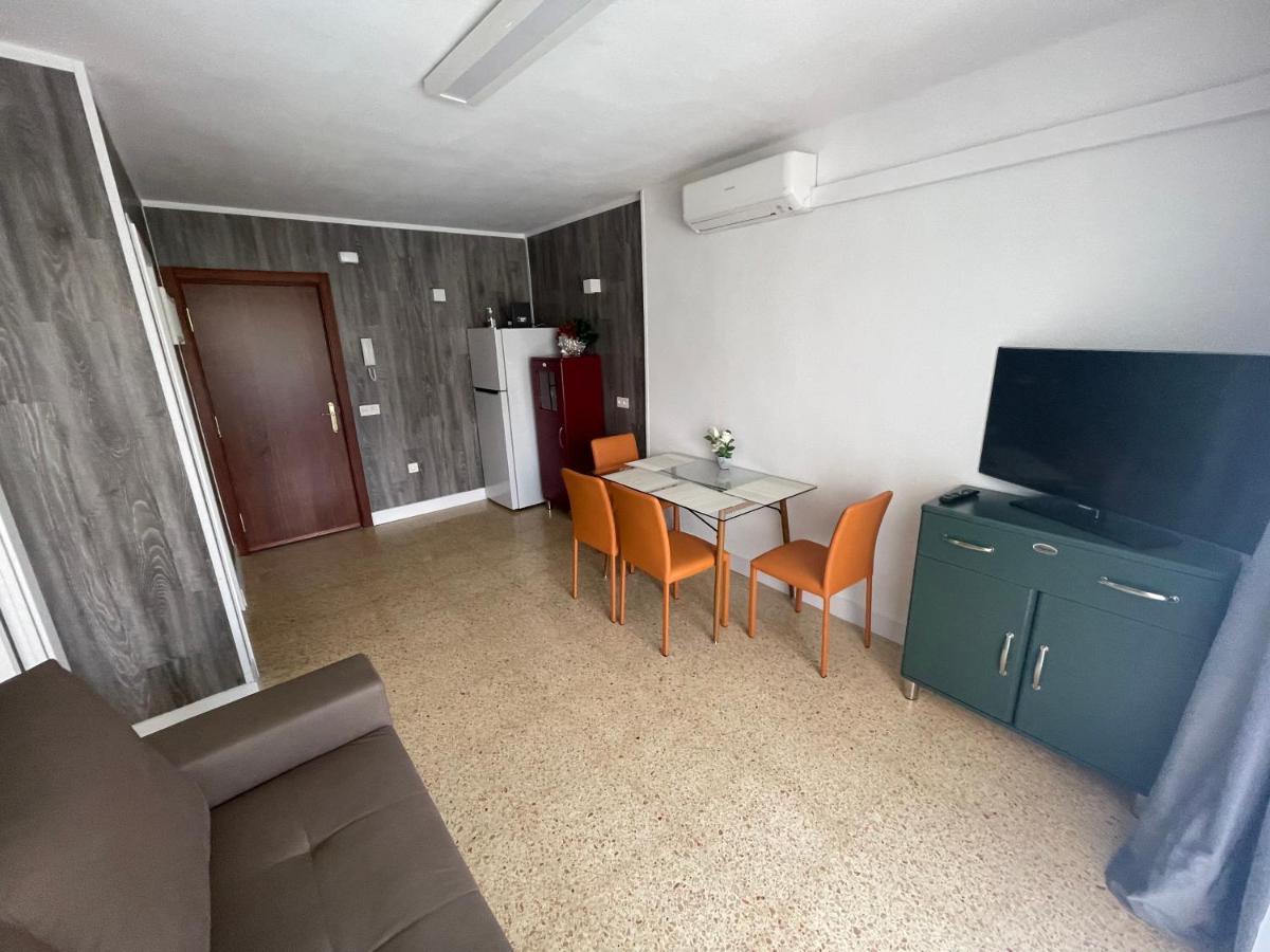 Estrella Home Салоу Екстер'єр фото